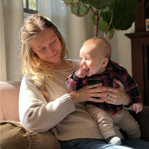 Meet your Posher, Laina - Picture 1 of 1